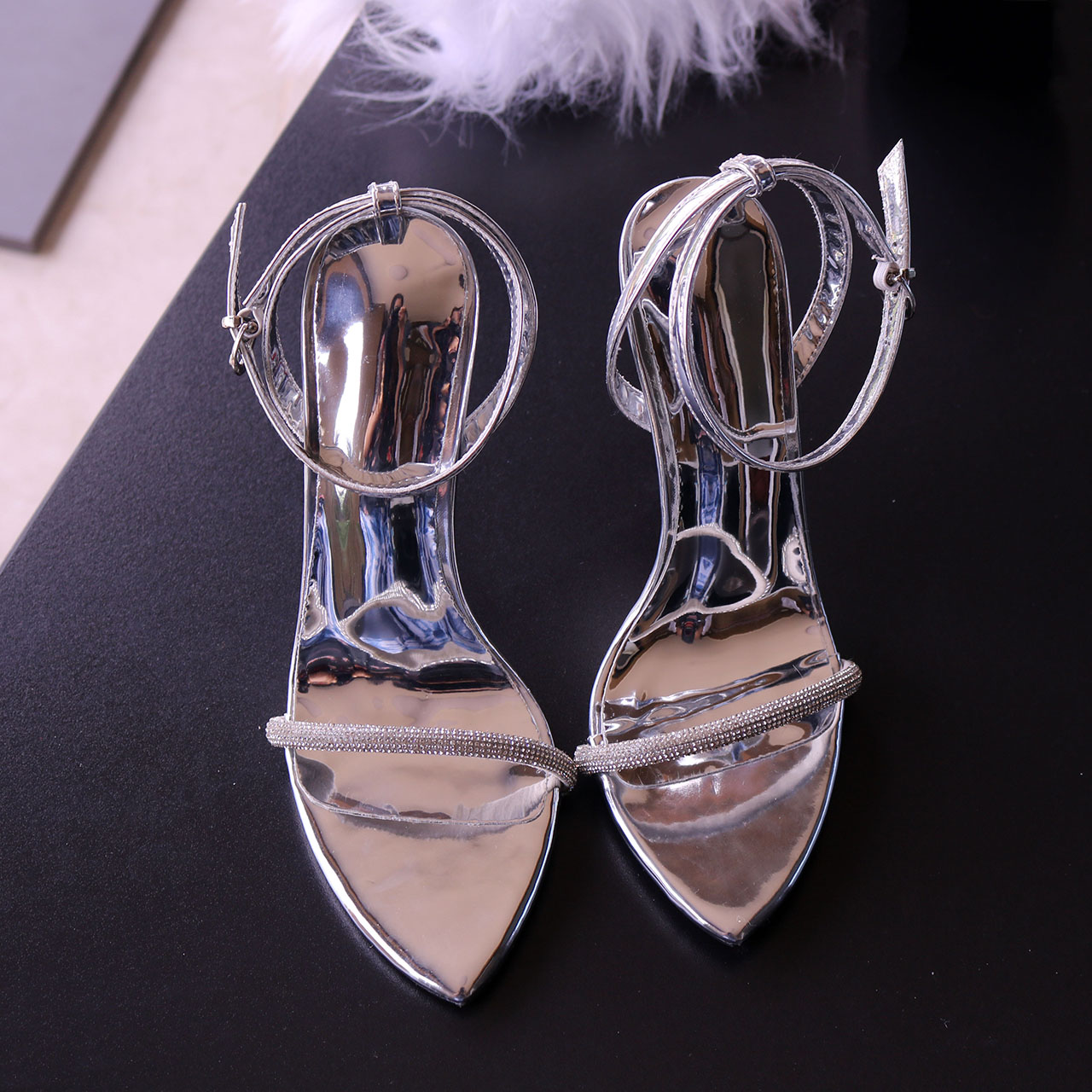 Серебристые лакированные кожан – обзор и цена Women Queen Fashion