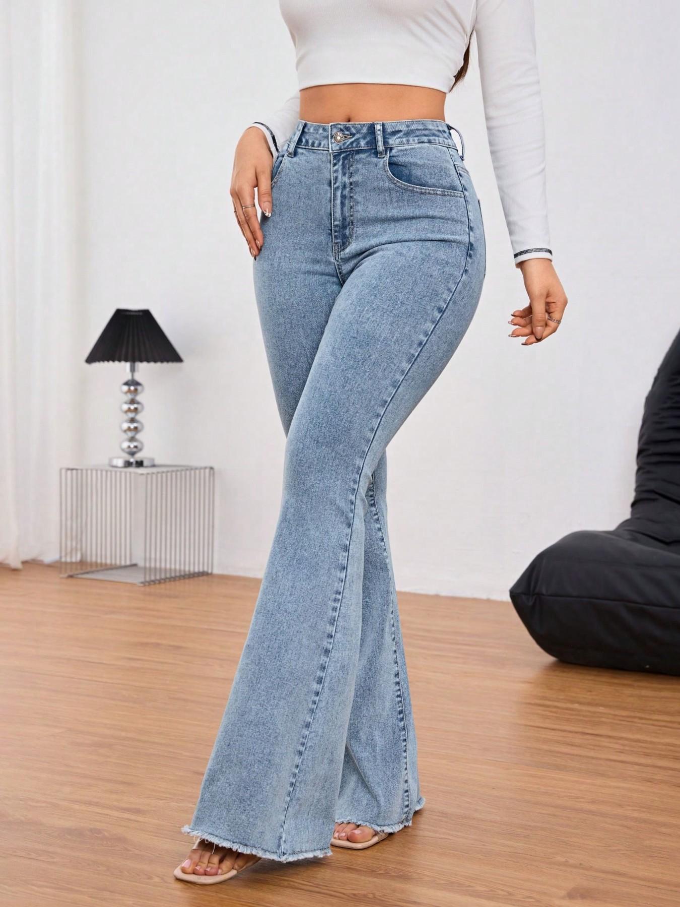Джинсы с микро-клешем и рваным – обзор и цена Mom Jeans Women