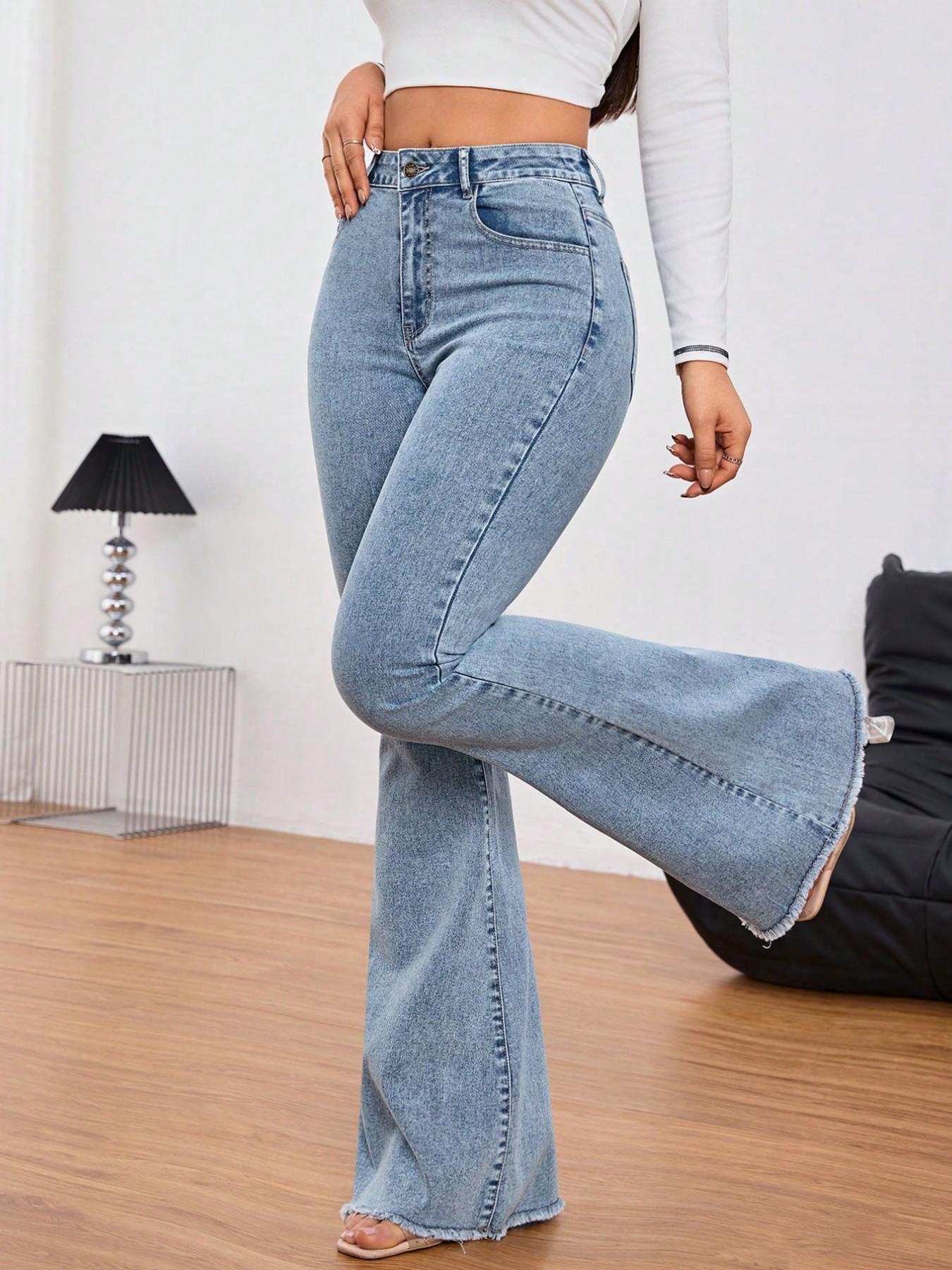 Джинсы с микро-клешем и рваным – обзор и цена Mom Jeans Women