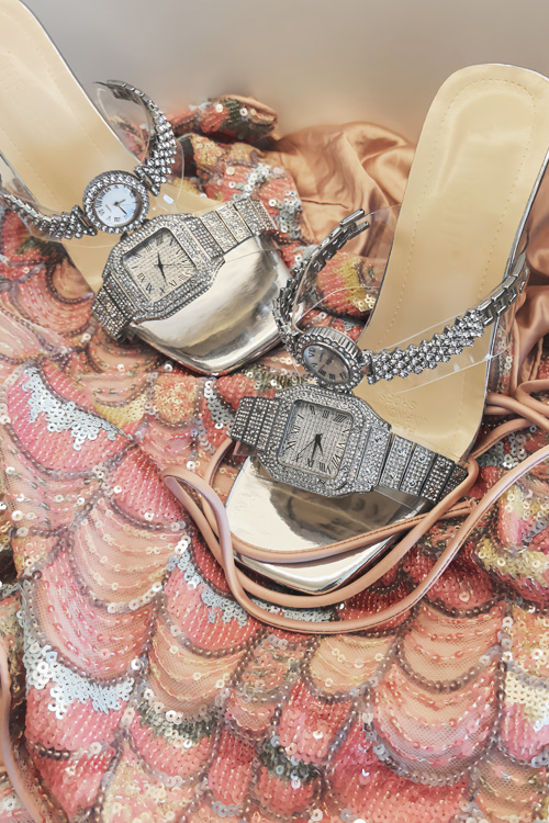 Оригинальный дизайн, босоножки – обзор и цена Fashion Women Watches