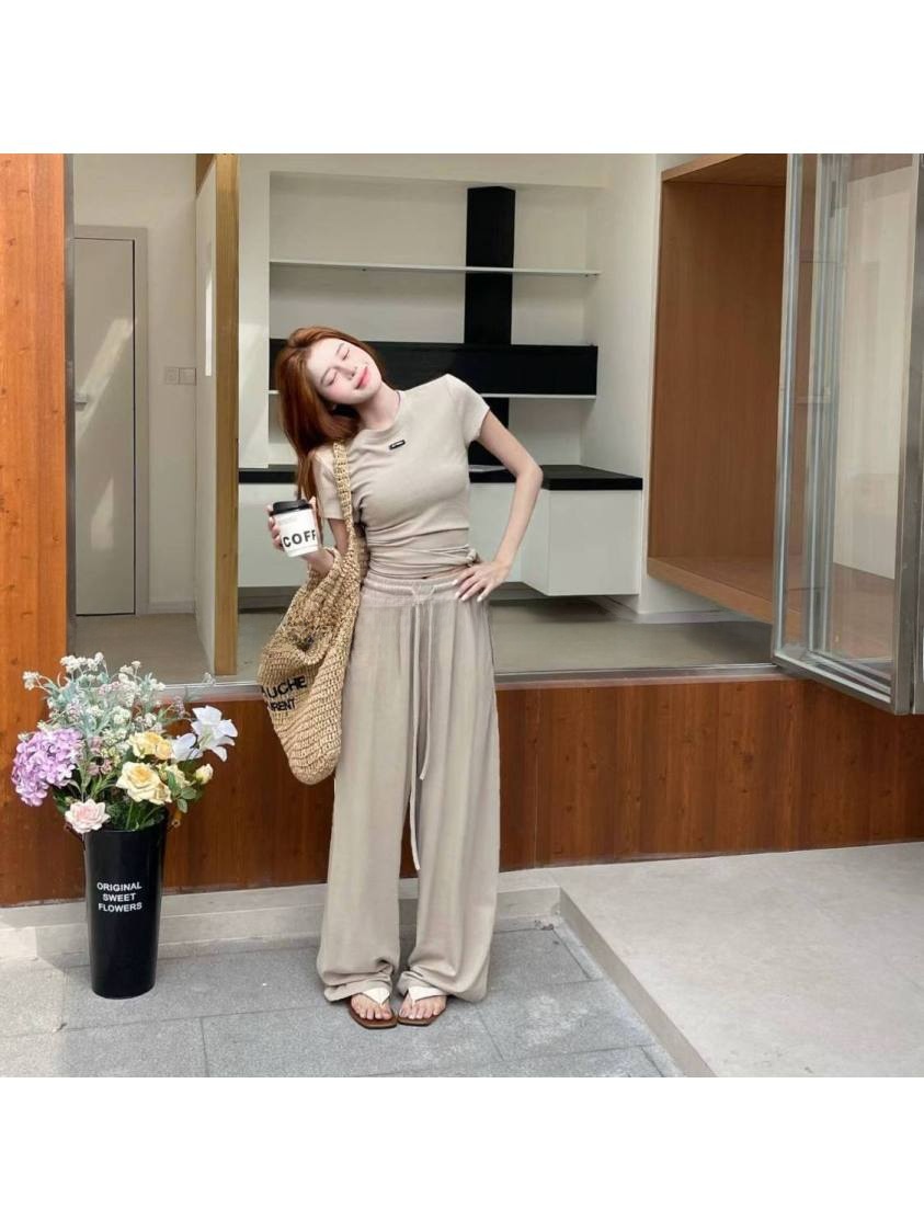 Комплект из футболки в корейск – обзор и цена Women'S Young Fashion